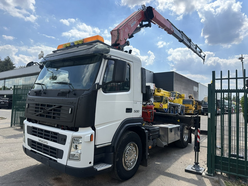 Volvo FM 400 TRACTOR + CRANE FASSI F260BXP.25 - 5x / RADIO - EURO 4 - I SHIFT - A/C - BE TRUCK - Tractor unit: picture 4 Volvo FM 400 TRACTOR + CRANE FASSI F260BXP.25 - 5x / RADIO - EURO 4 - I SHIFT - A/C - BE TRUCK - Tractor unit: picture 4