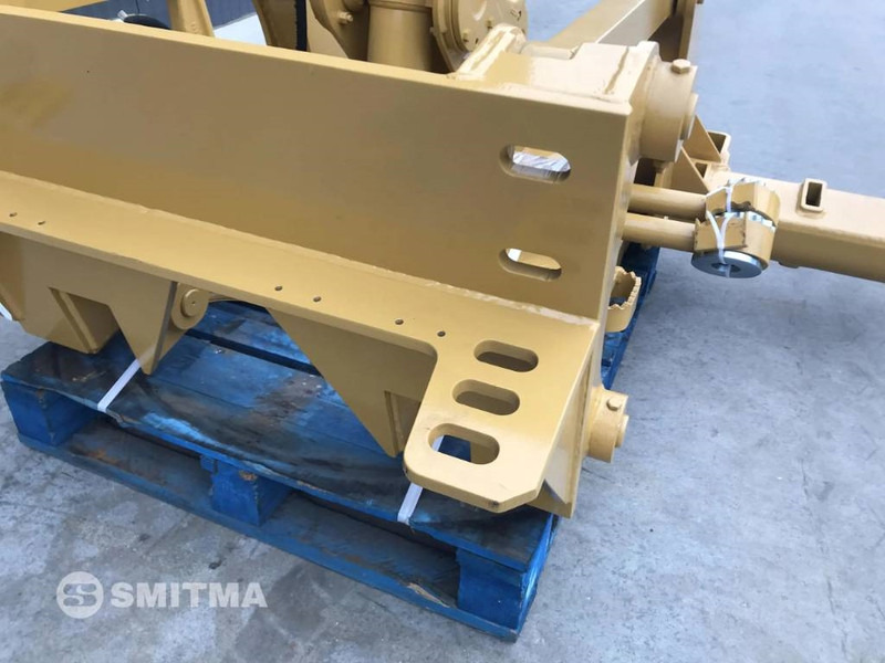 Cat 160H - Attachment for Construction machinery: picture 3 Cat 160H - Attachment for Construction machinery: picture 3
