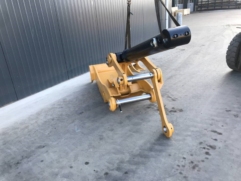 Cat 320D / 320E / 323D / 323E Grab - Attachment for Construction machinery: picture 4 Cat 320D / 320E / 323D / 323E Grab - Attachment for Construction machinery: picture 4