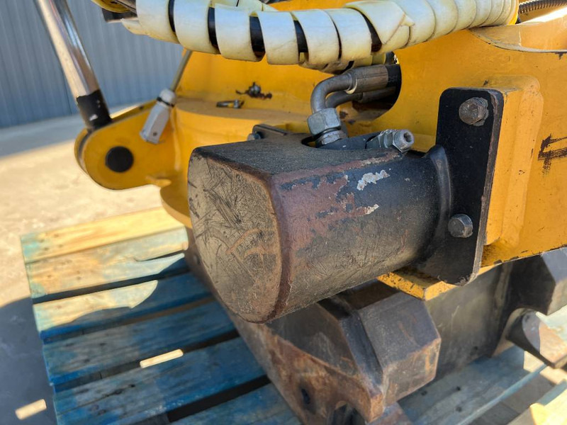 Attachment for Construction machinery Engcon EC30 - S70: picture 9