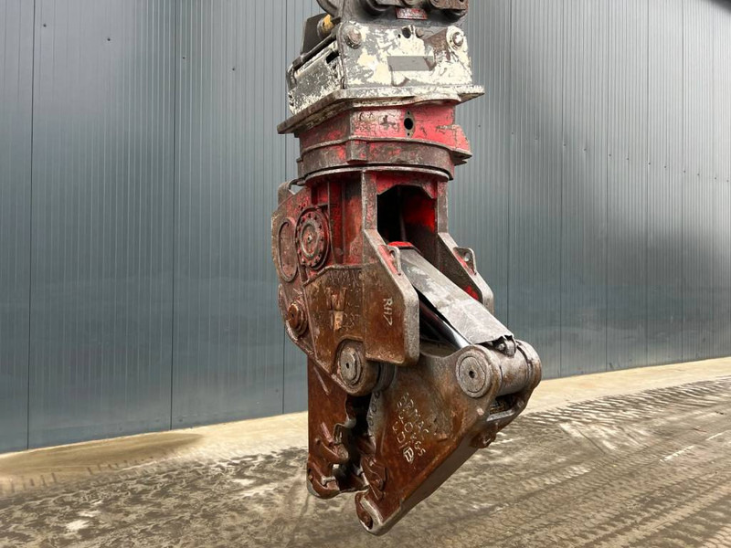 Verachtert VTB40 w/ Oilquick OQ70/55 - Attachment for Construction machinery: picture 5 Verachtert VTB40 w/ Oilquick OQ70/55 - Attachment for Construction machinery: picture 5
