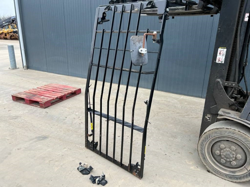 Cat 312D / 315D / 319D / 320D / 324D / 329D / 330D / 3 - Frame/ Chassis for Construction machinery: picture 3 Cat 312D / 315D / 319D / 320D / 324D / 329D / 330D / 3 - Frame/ Chassis for Construction machinery: picture 3