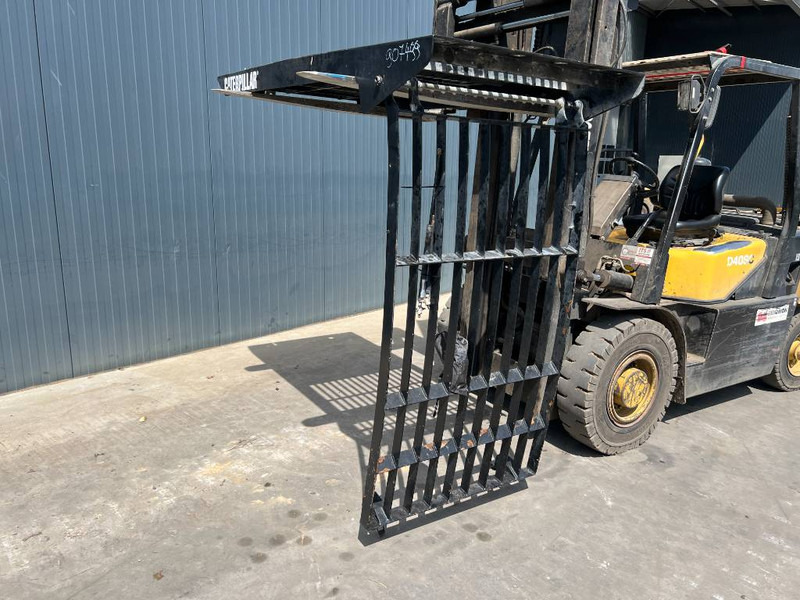Cat 313E / 320F / 323E / 325F / 329E / 330F / 336E / - Cab and interior for Construction machinery: picture 2 Cat 313E / 320F / 323E / 325F / 329E / 330F / 336E / - Cab and interior for Construction machinery: picture 2