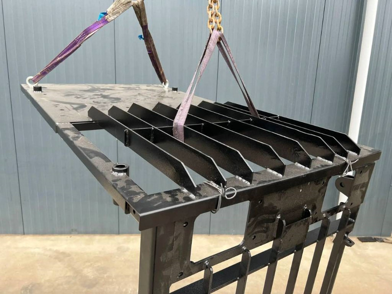 Cat 320D Guard - Cab and interior for Construction machinery: picture 2 Cat 320D Guard - Cab and interior for Construction machinery: picture 2