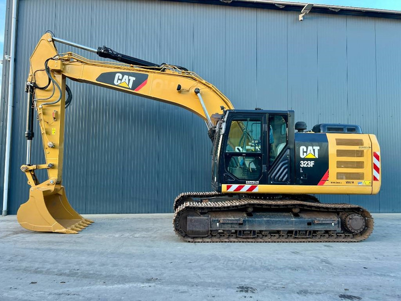 Cat 323F L - Crawler excavator: picture 2 Cat 323F L - Crawler excavator: picture 2