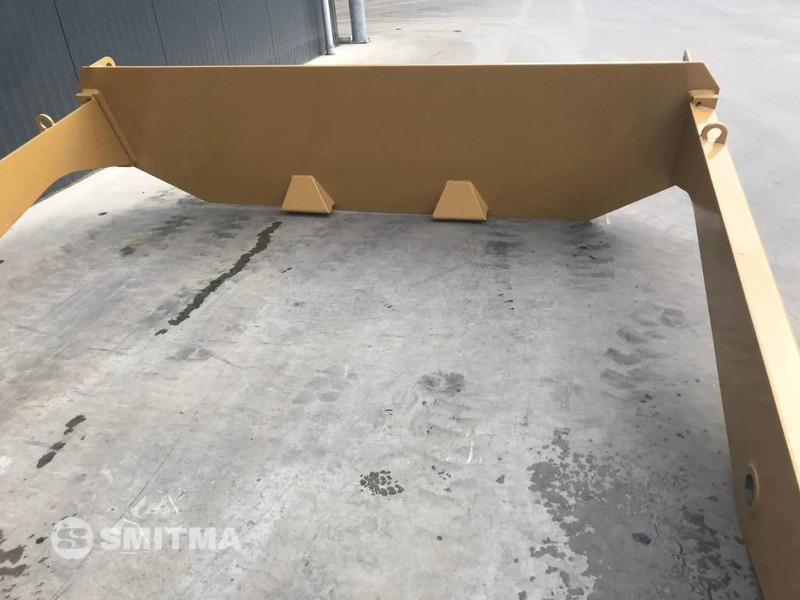 Cat 730C - Tail lift for Construction machinery: picture 3 Cat 730C - Tail lift for Construction machinery: picture 3