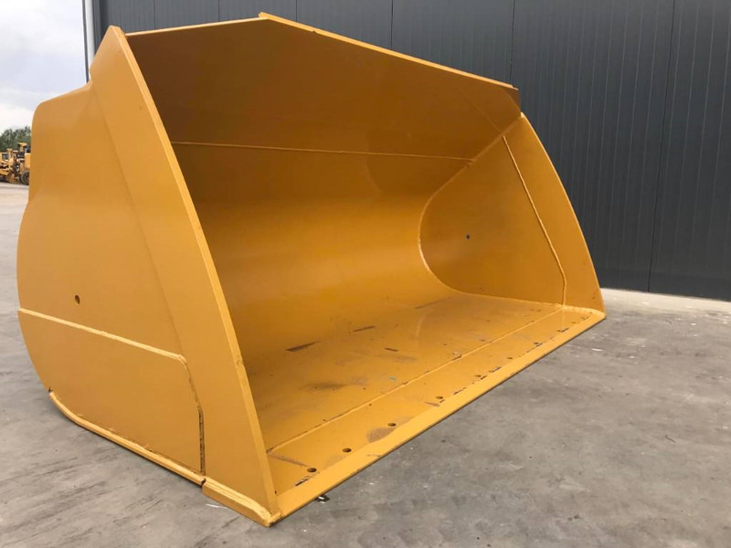 Cat 938K - Bucket for Construction machinery: picture 2 Cat 938K - Bucket for Construction machinery: picture 2