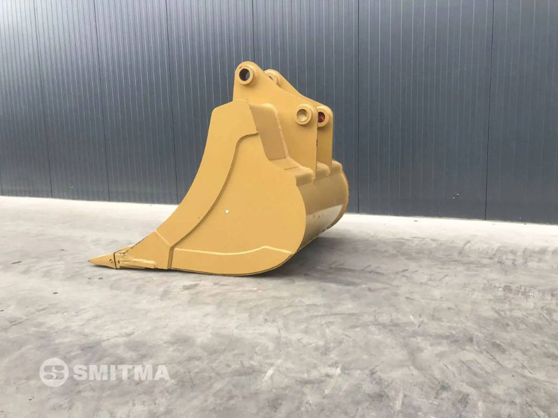 Cat M317F - Bucket for Construction machinery: picture 3 Cat M317F - Bucket for Construction machinery: picture 3