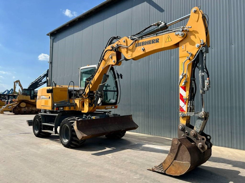 Liebherr A311 Litronic - Wheel excavator: picture 3 Liebherr A311 Litronic - Wheel excavator: picture 3