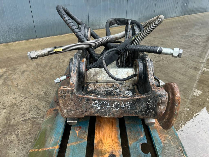 OilQuick OQ80 - M322D - Quick coupler for Construction machinery: picture 2 OilQuick OQ80 - M322D - Quick coupler for Construction machinery: picture 2