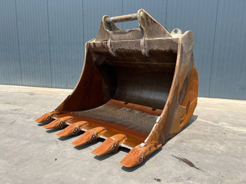 OilQuick OQ80 - Bucket for Construction machinery: picture 1 OilQuick OQ80 - Bucket for Construction machinery: picture 1