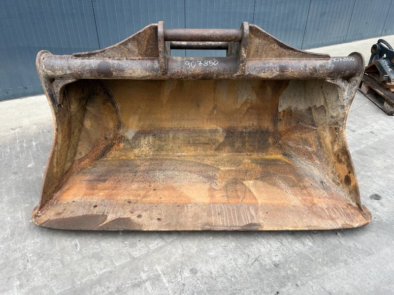 SMP S70 - Bucket for Construction machinery: picture 2 SMP S70 - Bucket for Construction machinery: picture 2