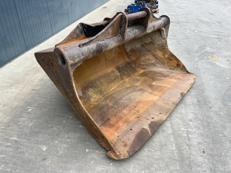 SMP S70 - Bucket for Construction machinery: picture 3 SMP S70 - Bucket for Construction machinery: picture 3