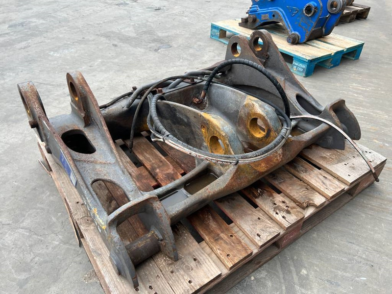 Volvo ISO / Lundberg - L120E / L120F / L120G / L120H / L - Quick coupler for Construction machinery: picture 5 Volvo ISO / Lundberg - L120E / L120F / L120G / L120H / L - Quick coupler for Construction machinery: picture 5