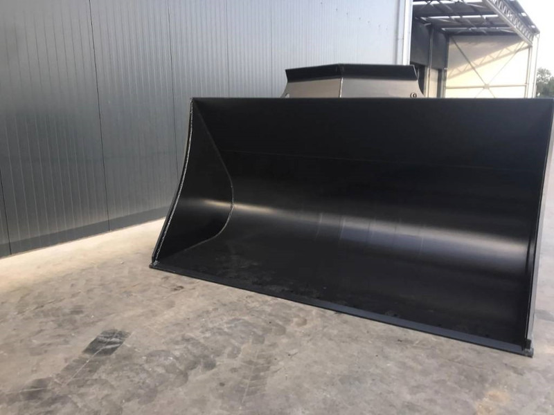 Volvo L180F - Bucket for Construction machinery: picture 5 Volvo L180F - Bucket for Construction machinery: picture 5