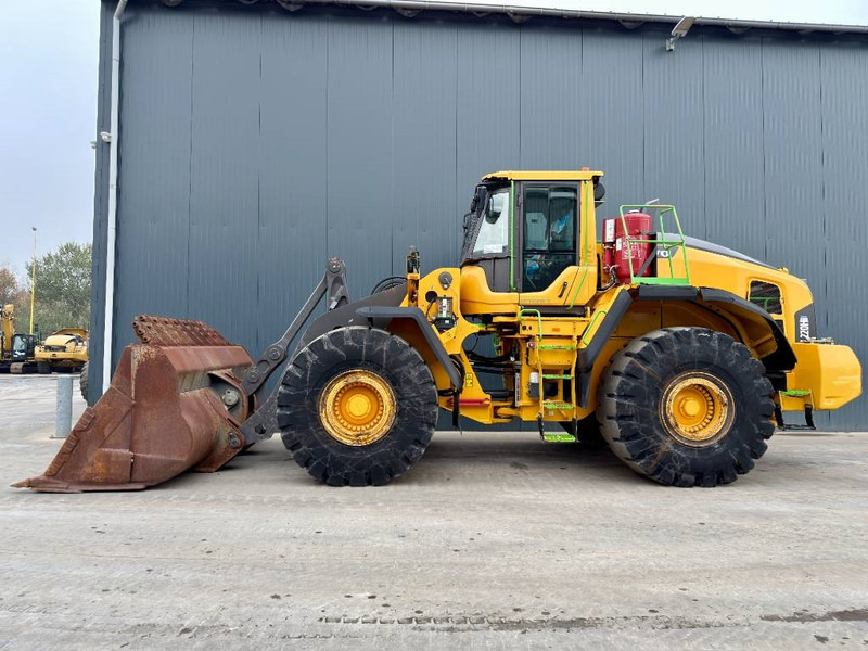 Volvo L220H - Wheel loader: picture 2 Volvo L220H - Wheel loader: picture 2