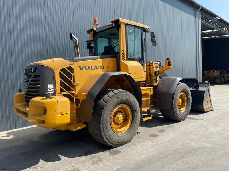 Volvo L90F - 3rd valve - Wheel loader: picture 4 Volvo L90F - 3rd valve - Wheel loader: picture 4