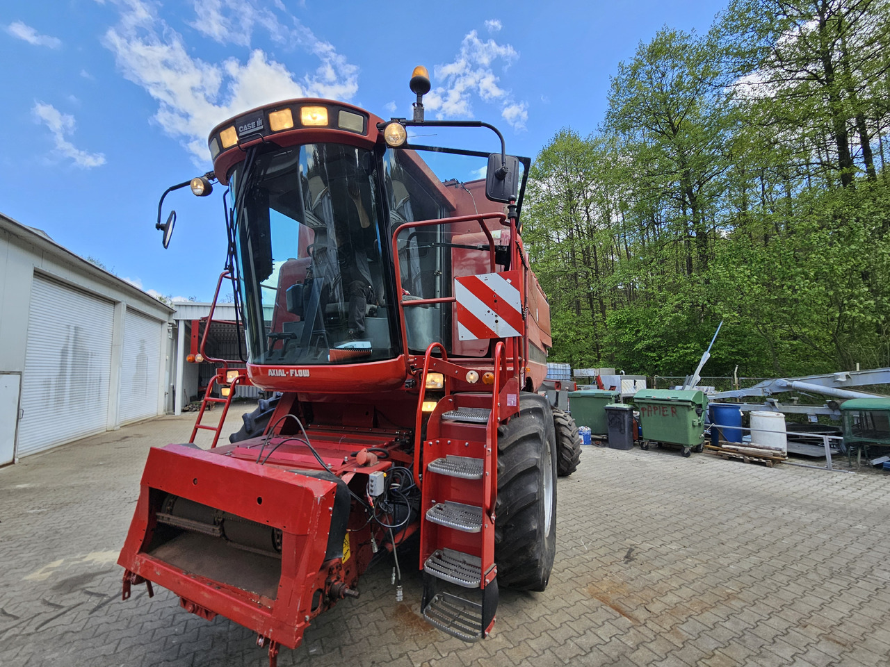 Case 2388 - Combine harvester: picture 1 Case 2388 - Combine harvester: picture 1