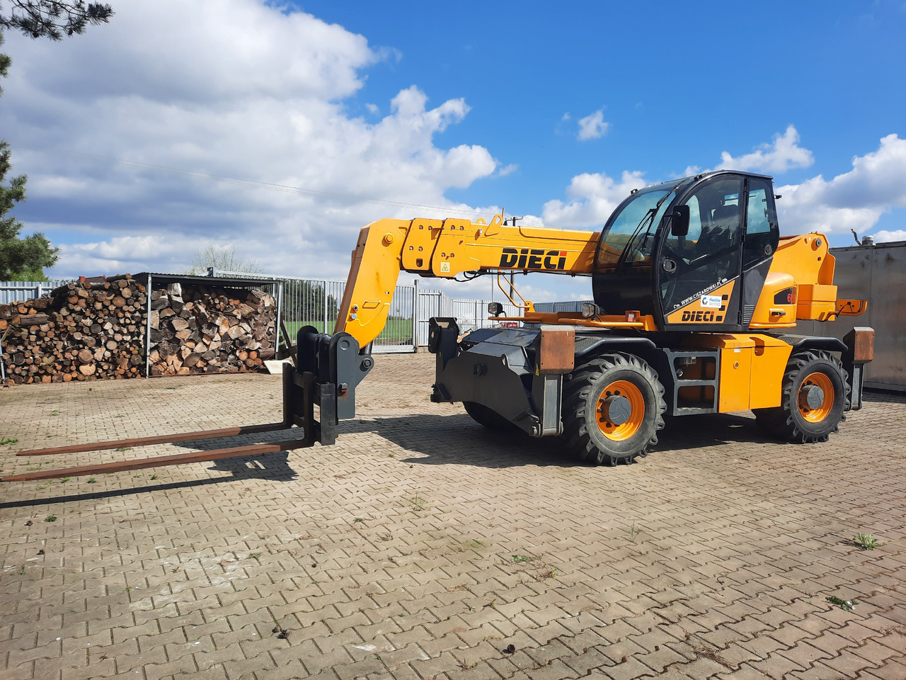 Dieci PEGASUS 60.16 (2.0) ( 6 t / 16 m) - 2016 r. - Wheel loader: picture 1 Dieci PEGASUS 60.16 (2.0) ( 6 t / 16 m) - 2016 r. - Wheel loader: picture 1