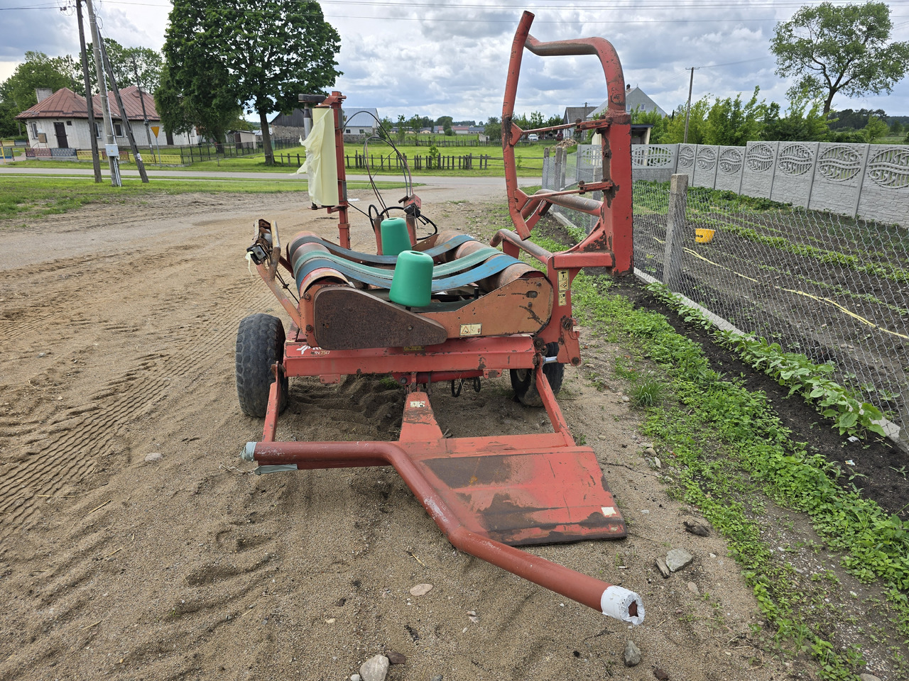 KVERNELAND UN7517 - Bale wrapper: picture 4 KVERNELAND UN7517 - Bale wrapper: picture 4