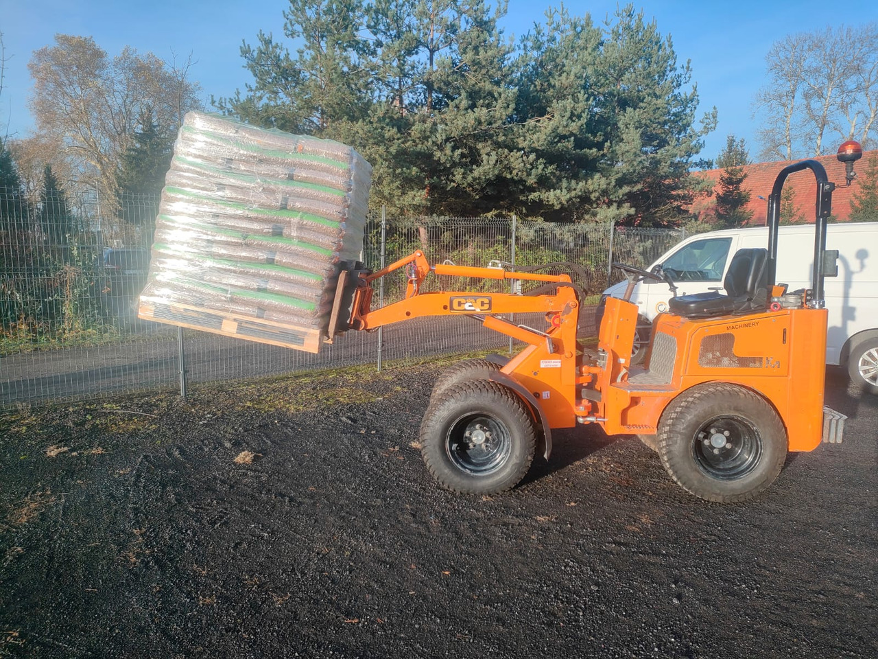 Knikmops KM130 - Compact loader: picture 2 Knikmops KM130 - Compact loader: picture 2