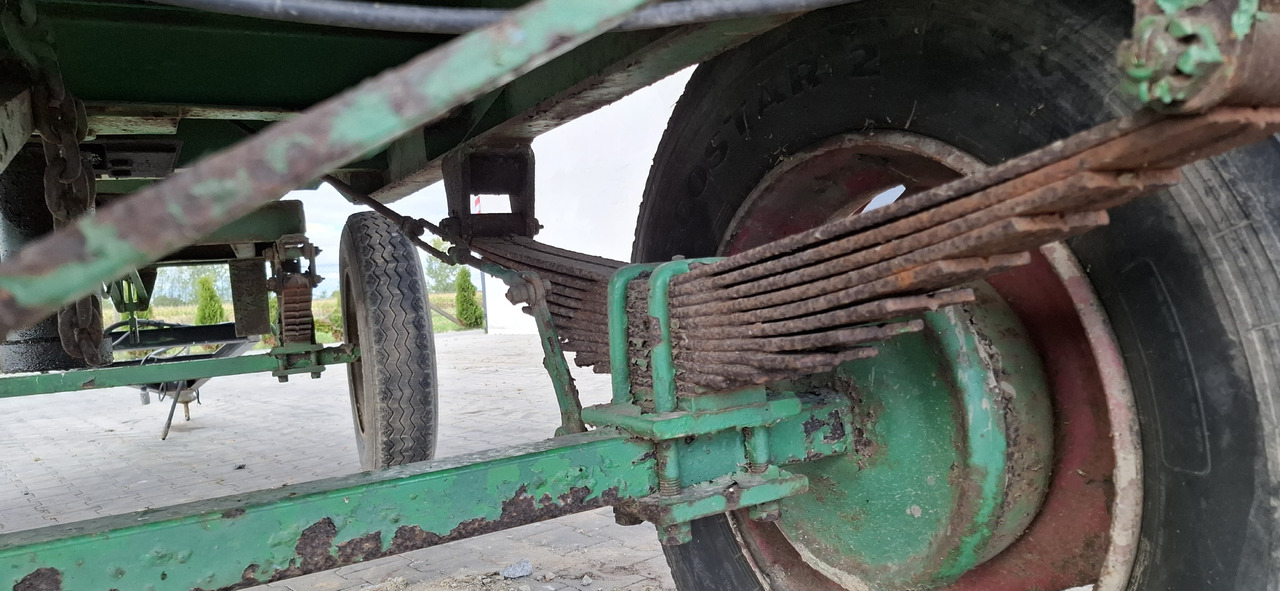 LE PUISET 352 E - Farm tipping trailer/ Dumper: picture 5 LE PUISET 352 E - Farm tipping trailer/ Dumper: picture 5