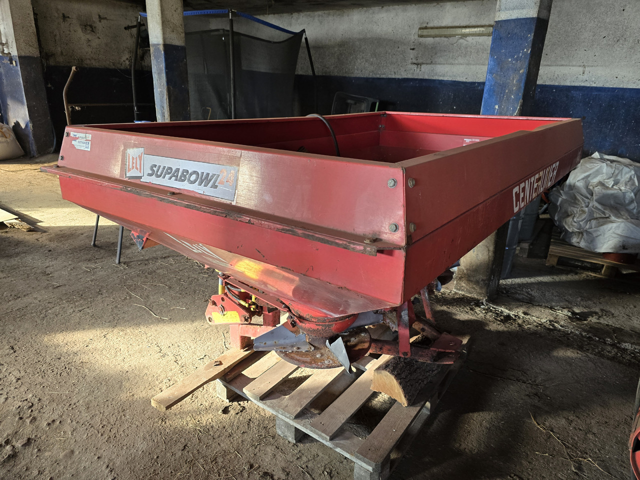 LELY CENTERLINER 1200 L - Fertilizer spreader: picture 5 LELY CENTERLINER 1200 L - Fertilizer spreader: picture 5