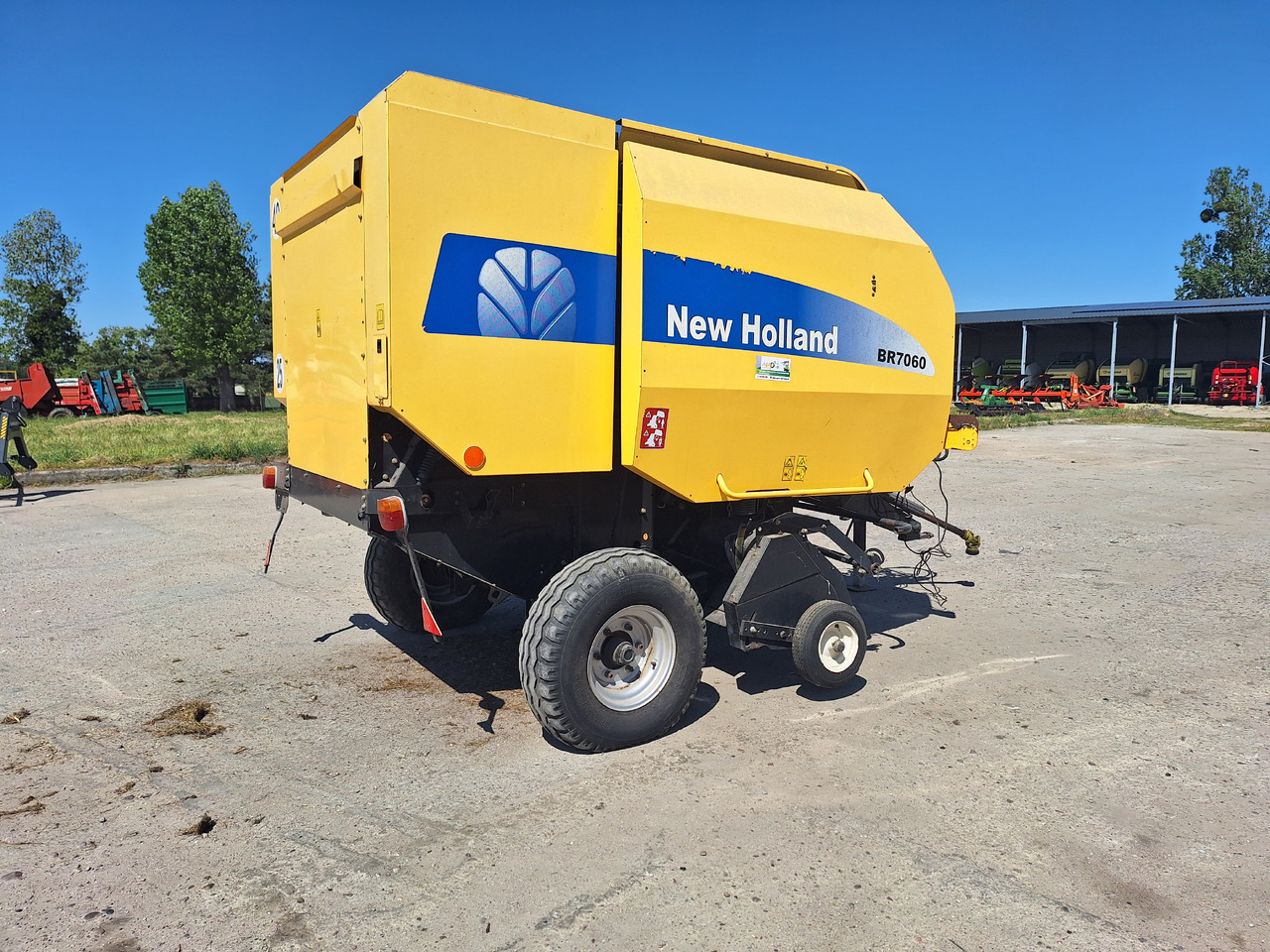 NEW HOLLAND BR7060 - Round baler: picture 1 NEW HOLLAND BR7060 - Round baler: picture 1