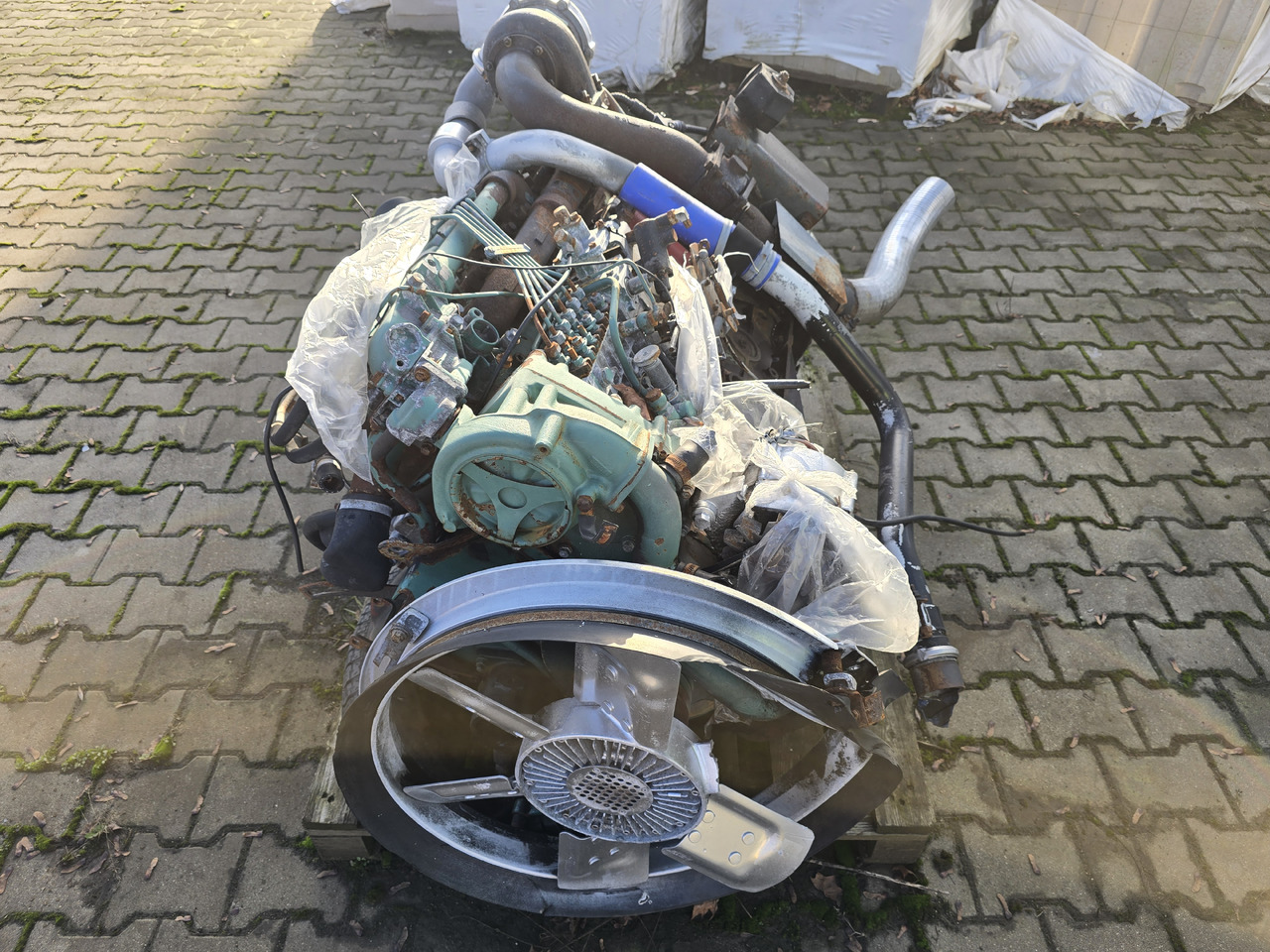 VOLVO D61 Turbo - Engine and parts for Construction machinery: picture 5 VOLVO D61 Turbo - Engine and parts for Construction machinery: picture 5