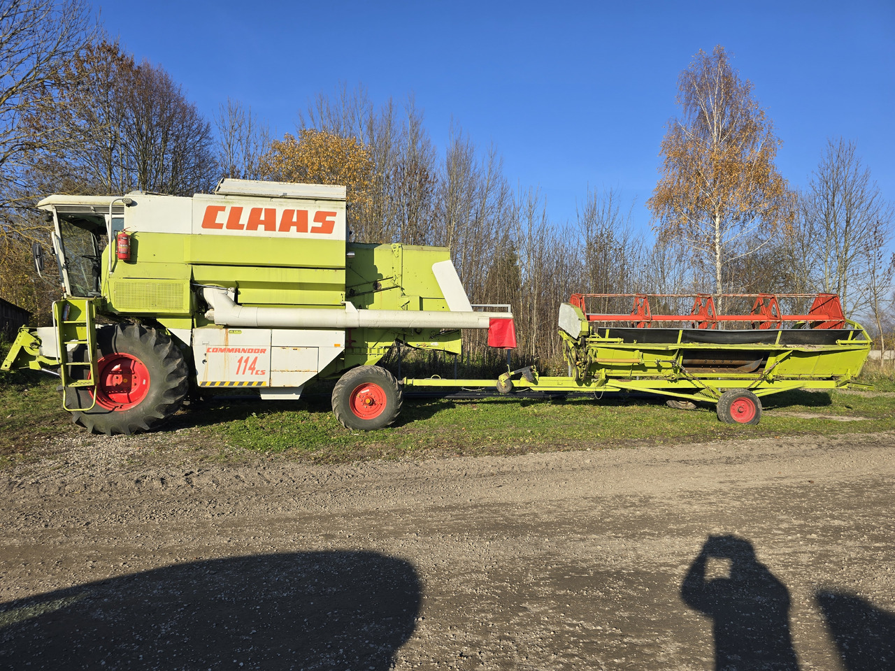 Claas COMMANDOR 114 CS - Combine harvester: picture 2 Claas COMMANDOR 114 CS - Combine harvester: picture 2