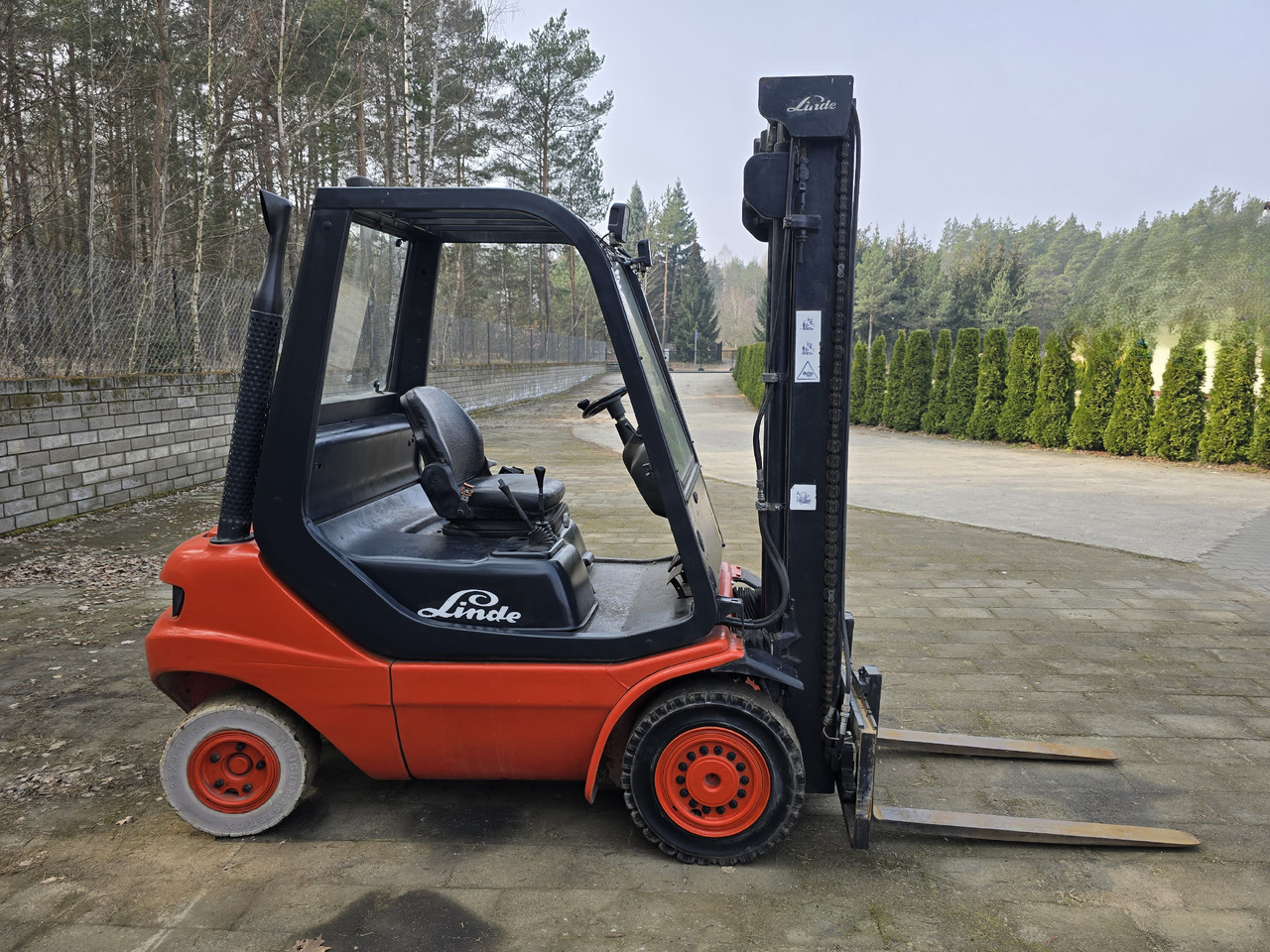 Linde H20D-03 - Diesel forklift: picture 2 Linde H20D-03 - Diesel forklift: picture 2