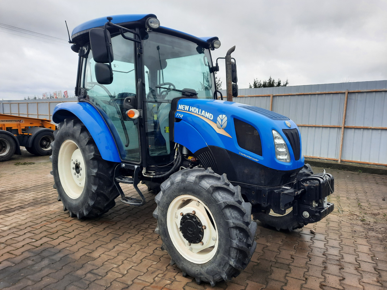 New-holland T4.65 - Farm tractor: picture 4 New-holland T4.65 - Farm tractor: picture 4