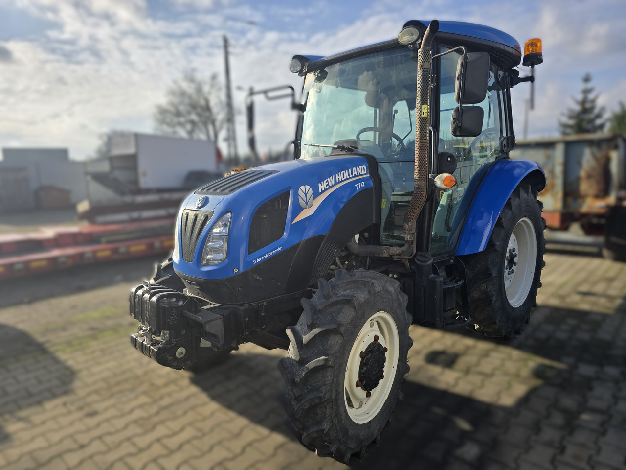 New-holland T4.65 - Farm tractor: picture 1 New-holland T4.65 - Farm tractor: picture 1