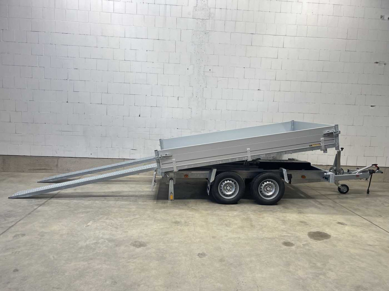 ANSSEMS KSX 2500.305x178 E Rampen Stüt Dreiseitenkipper - Tipper trailer: picture 2 ANSSEMS KSX 2500.305x178 E Rampen Stüt Dreiseitenkipper - Tipper trailer: picture 2