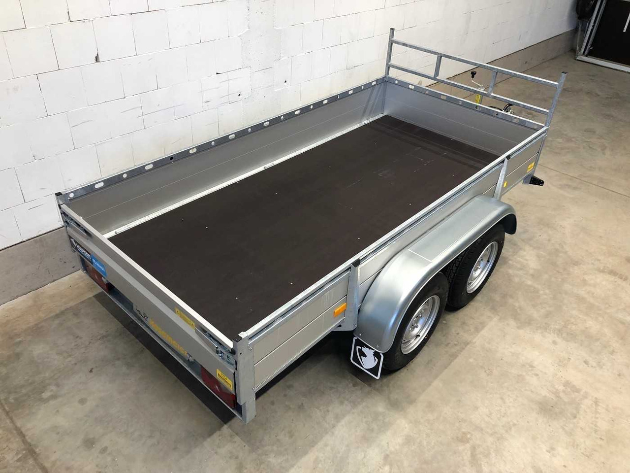 HAPERT Azure L-2 Kastenanhänger gebremst - Car trailer: picture 5 HAPERT Azure L-2 Kastenanhänger gebremst - Car trailer: picture 5