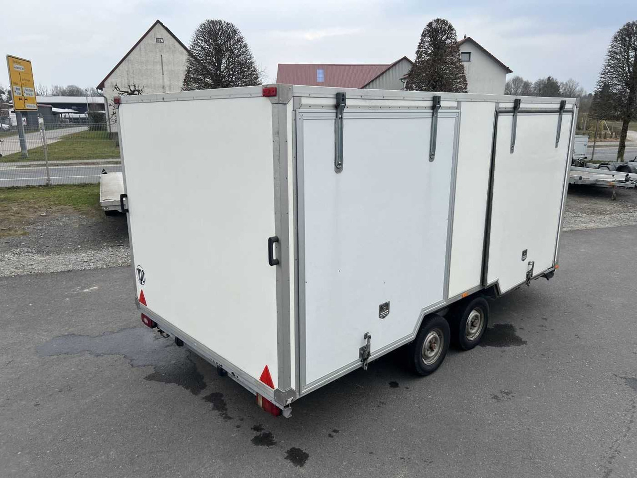 Closed box trailer Multi Kofferanhänger: picture 19