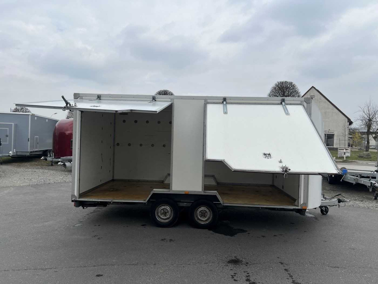Closed box trailer Multi Kofferanhänger: picture 10
