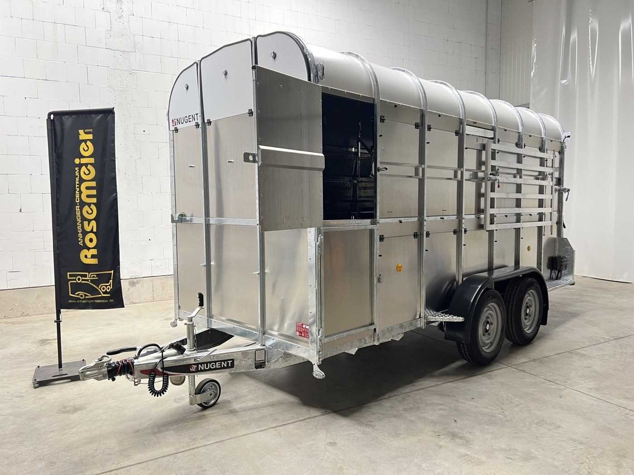New Livestock trailer NUGENT L4318H-H-SD Viehanhänger: picture 27