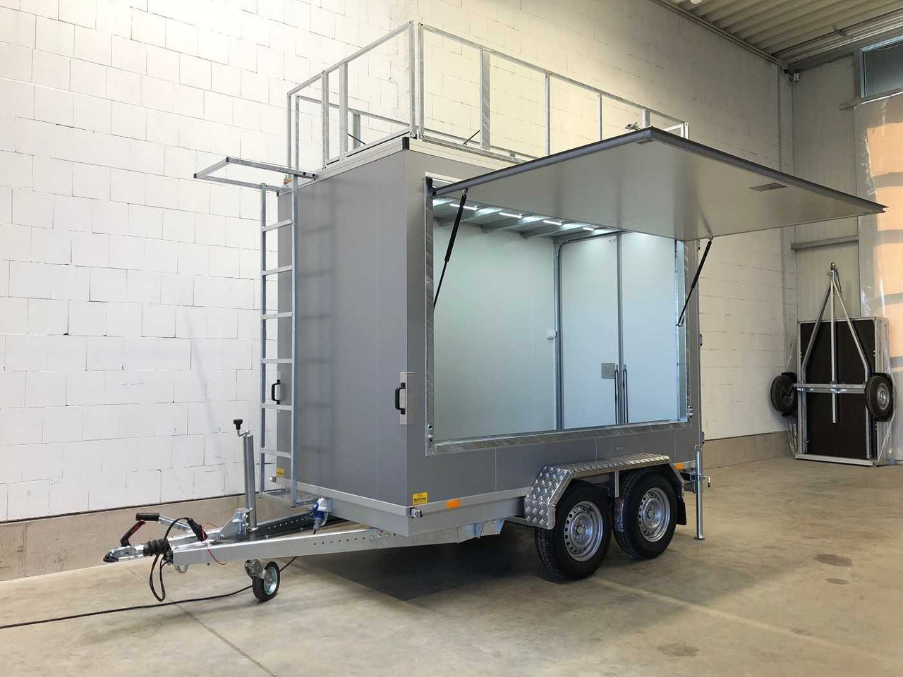 ROSEMEIER VE TK B 20.30 SP Dachwerbetafeln Verkaufsanhänger - Vending trailer: picture 2 ROSEMEIER VE TK B 20.30 SP Dachwerbetafeln Verkaufsanhänger - Vending trailer: picture 2