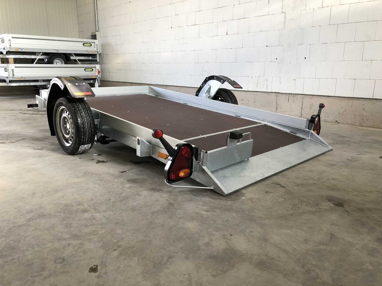 VEZEKO Husky FB 15.28 Absenker - Motorcycle trailer: picture 4 VEZEKO Husky FB 15.28 Absenker - Motorcycle trailer: picture 4