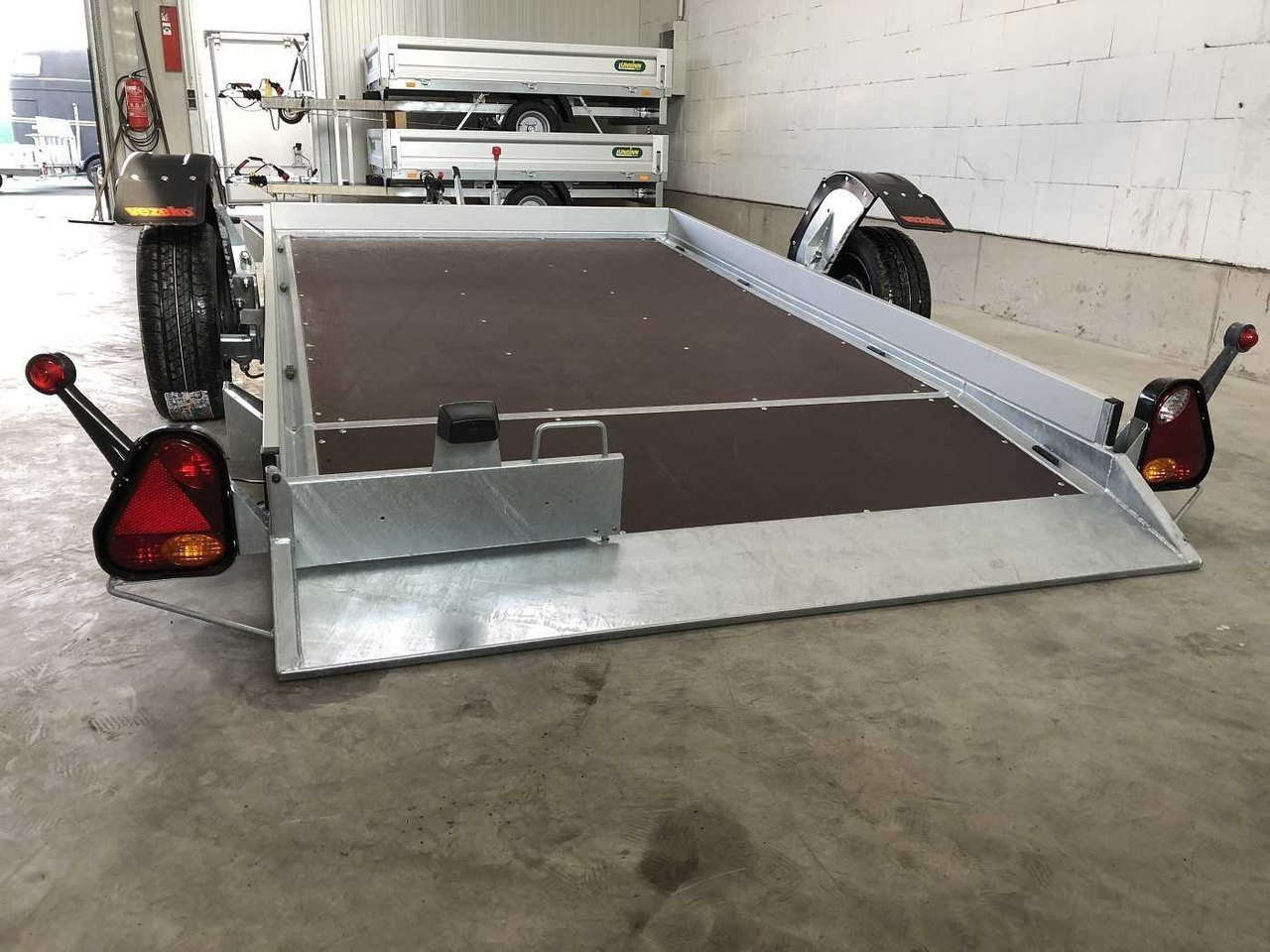 VEZEKO Husky FB 15.28 Absenker - Motorcycle trailer: picture 5 VEZEKO Husky FB 15.28 Absenker - Motorcycle trailer: picture 5
