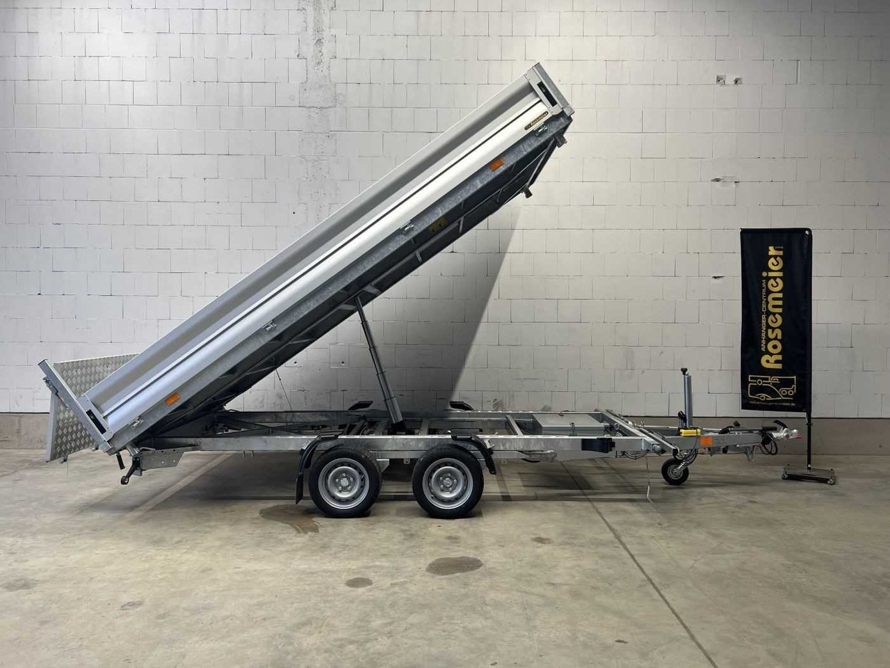 VEZEKO Juki 35.4 Multi Multidreiseitenkipper - Tipper trailer: picture 2 VEZEKO Juki 35.4 Multi Multidreiseitenkipper - Tipper trailer: picture 2