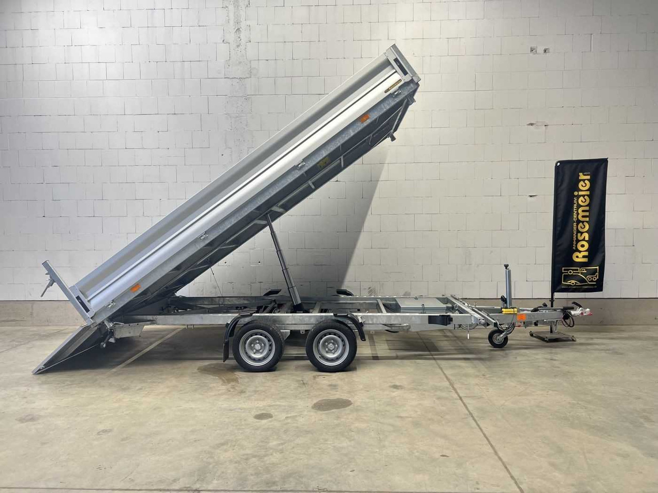 VEZEKO Juki 35.4 Multi Multidreiseitenkipper - Tipper trailer: picture 1 VEZEKO Juki 35.4 Multi Multidreiseitenkipper - Tipper trailer: picture 1