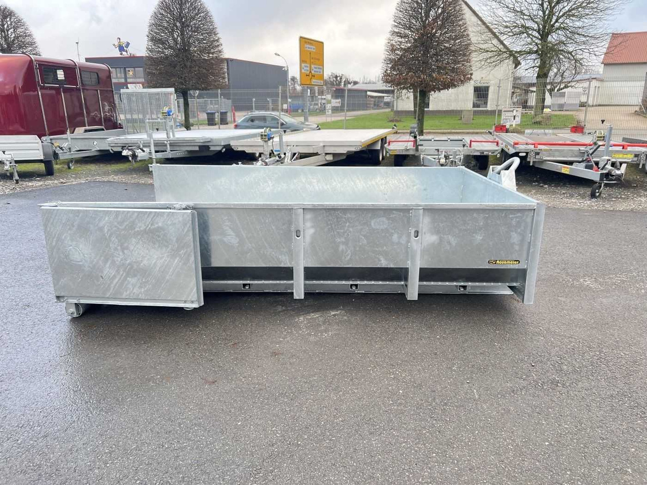 VEZEKO Mulde 575 Konos Tridem Muldenkipper - Tipper trailer: picture 1 VEZEKO Mulde 575 Konos Tridem Muldenkipper - Tipper trailer: picture 1