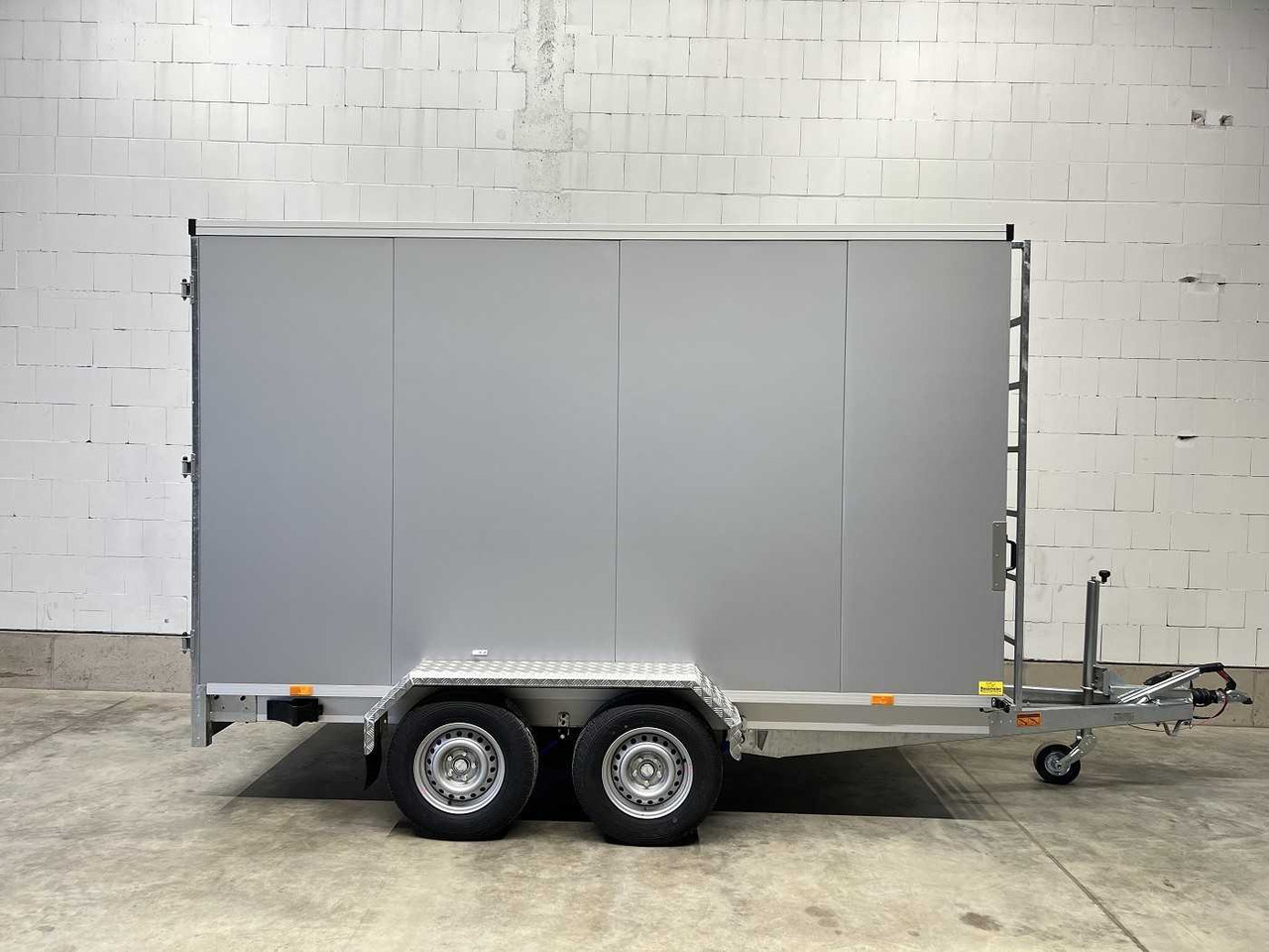 VEZEKO TK B 27.35 Individual Kofferanhänger - Closed box trailer: picture 2 VEZEKO TK B 27.35 Individual Kofferanhänger - Closed box trailer: picture 2