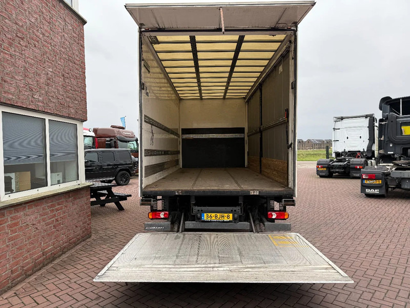DAF LF 210 LF210 4X2 / Slaapcabine / 11.990KG / D'hollandia 1.50KG / DAF dealer onderhoud - Box truck: picture 3 DAF LF 210 LF210 4X2 / Slaapcabine / 11.990KG / D'hollandia 1.50KG / DAF dealer onderhoud - Box truck: picture 3