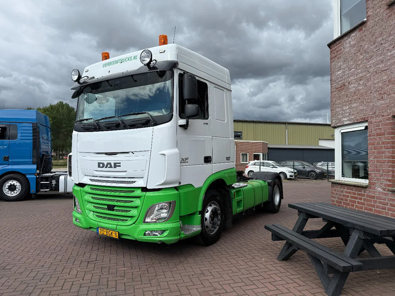 DAF XF 440 XF440 4X2 SPACECAB HOLLAND TRUCK - Tractor unit: picture 2 DAF XF 440 XF440 4X2 SPACECAB HOLLAND TRUCK - Tractor unit: picture 2