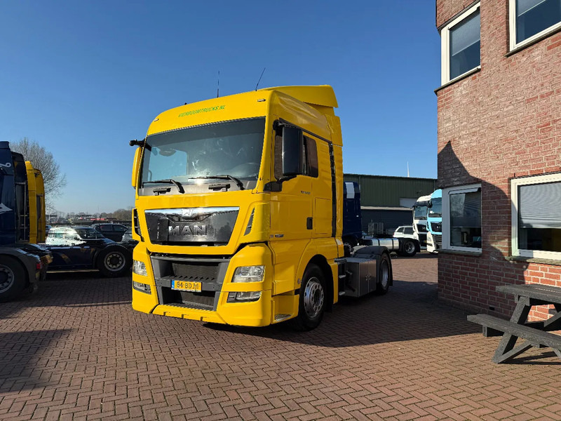 MAN TGX TGX 18.400 4X2 / EURO6 / HOLLAND TRUCK - Tractor unit: picture 2 MAN TGX TGX 18.400 4X2 / EURO6 / HOLLAND TRUCK - Tractor unit: picture 2