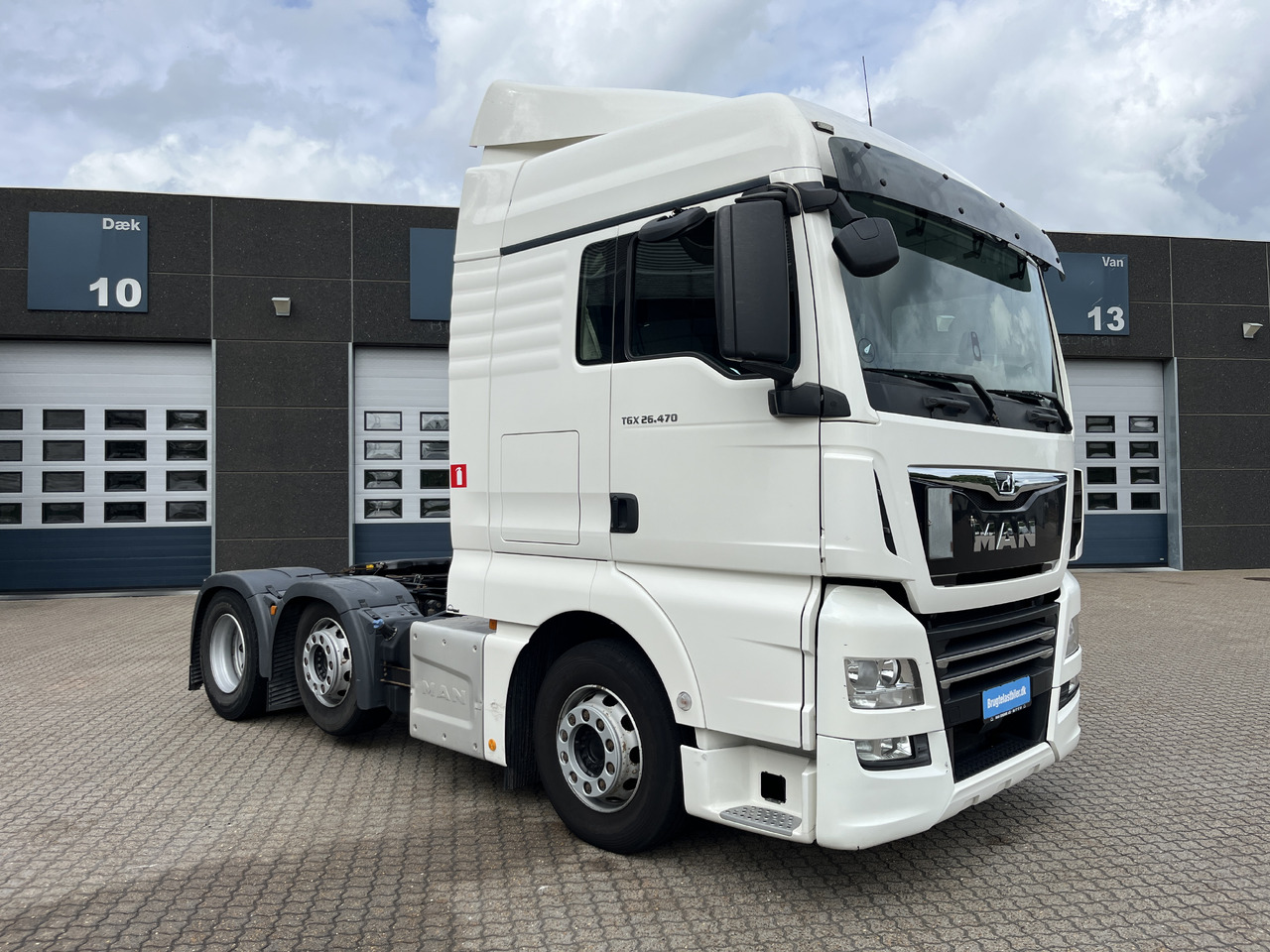 MAN TGX 26.470 6x2-2 - Tractor unit: picture 2 MAN TGX 26.470 6x2-2 - Tractor unit: picture 2