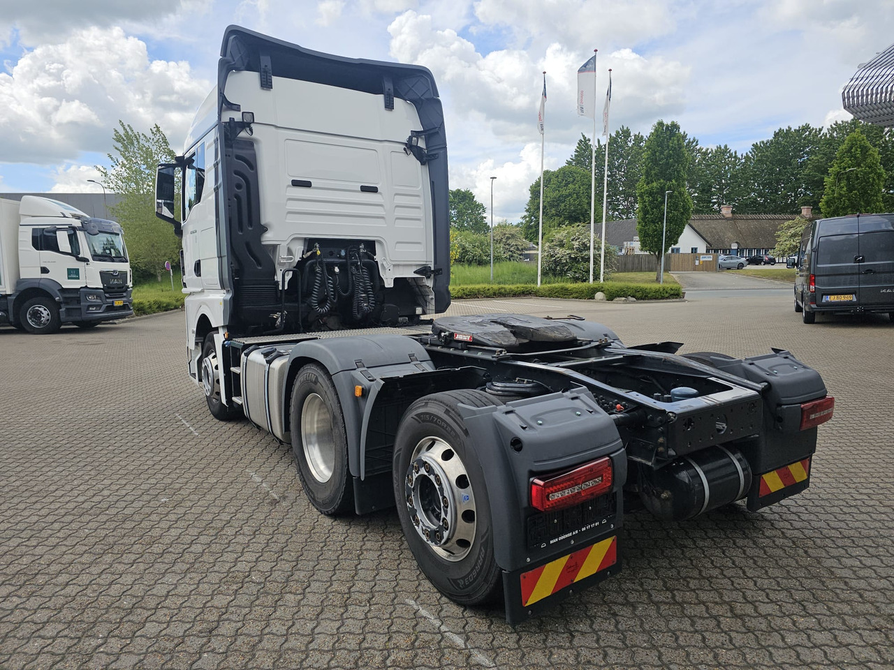 MAN TGX 26.510 6x2 - Tractor unit: picture 3 MAN TGX 26.510 6x2 - Tractor unit: picture 3